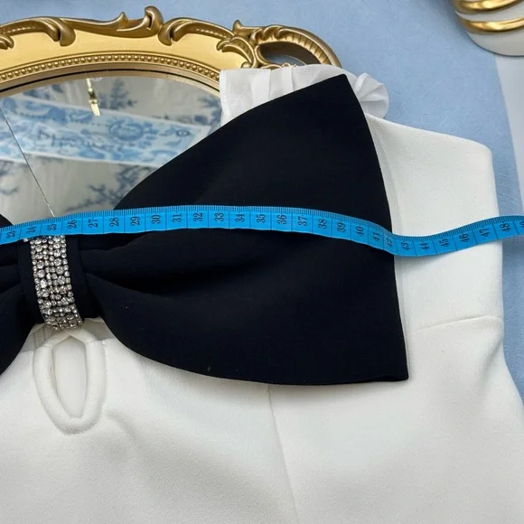 🆕 SELF-PORTRAIT 🧿 NWOT White And Black Crepe Bow Mini Dress, Sz UK 14 US 10